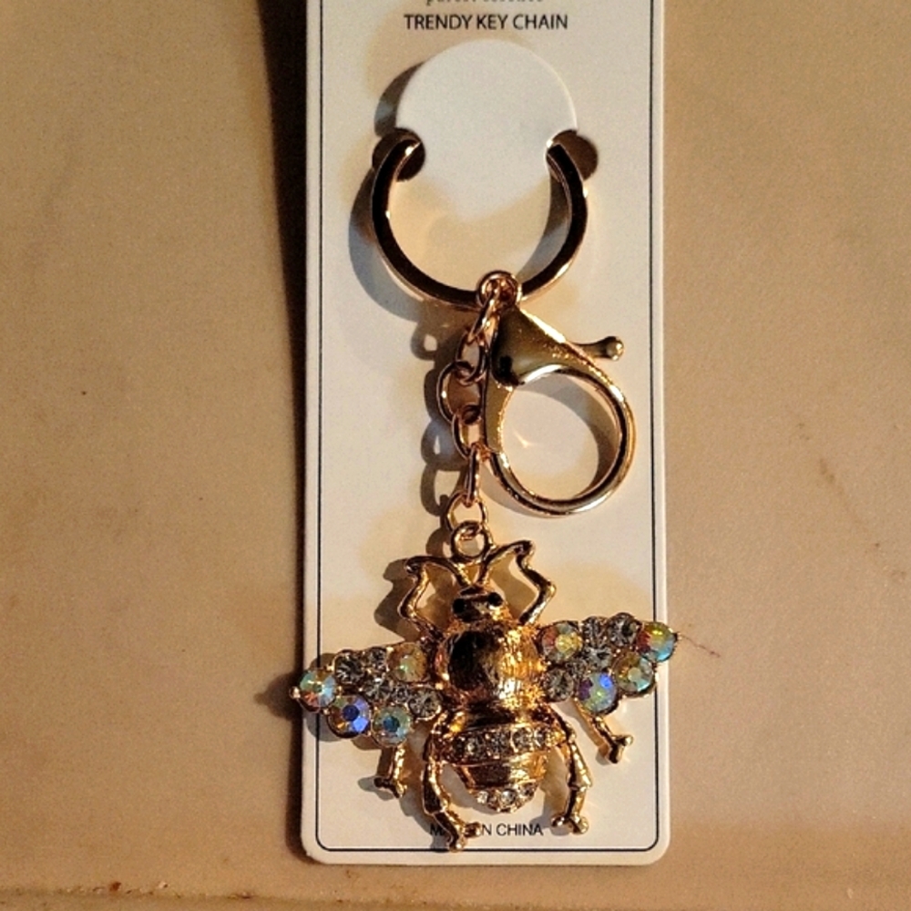 GOLD BEE KEYCHAIN w/IRREDESCENT  RHINESTONES